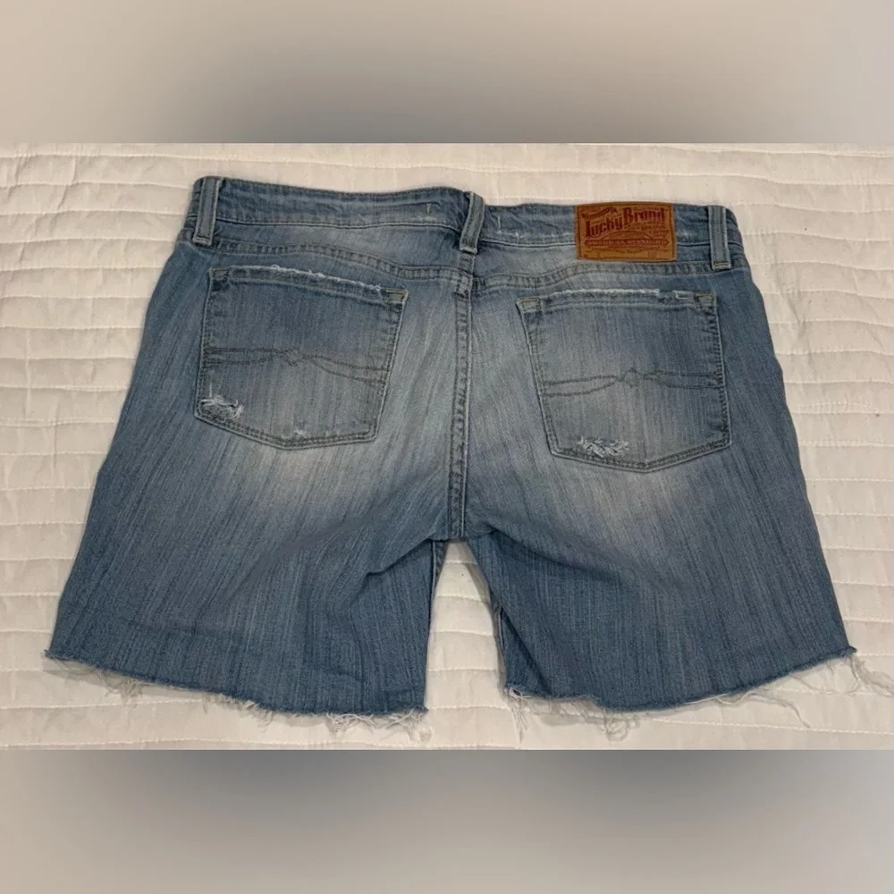 Lucky Brand casual chic
